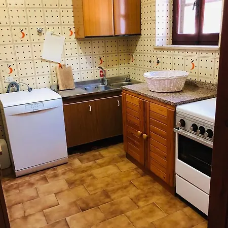 Serafina 100 Mt Dal Mare Budoni * Танаунелла